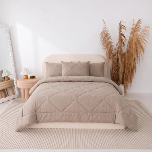 Ryva Duvet® — The 2-in-1 duvet that makes duvet covers obsolete. For good.